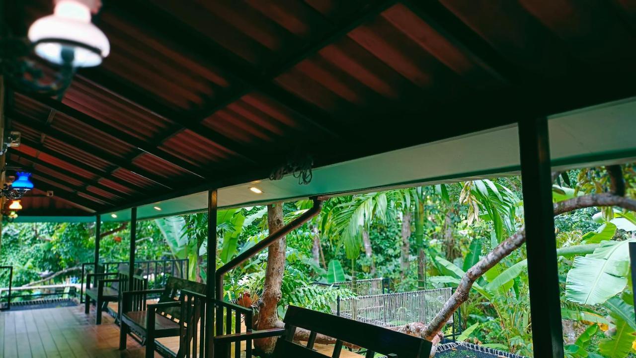 Nua Tone Resort Bang Tao & Cafe Exterior foto