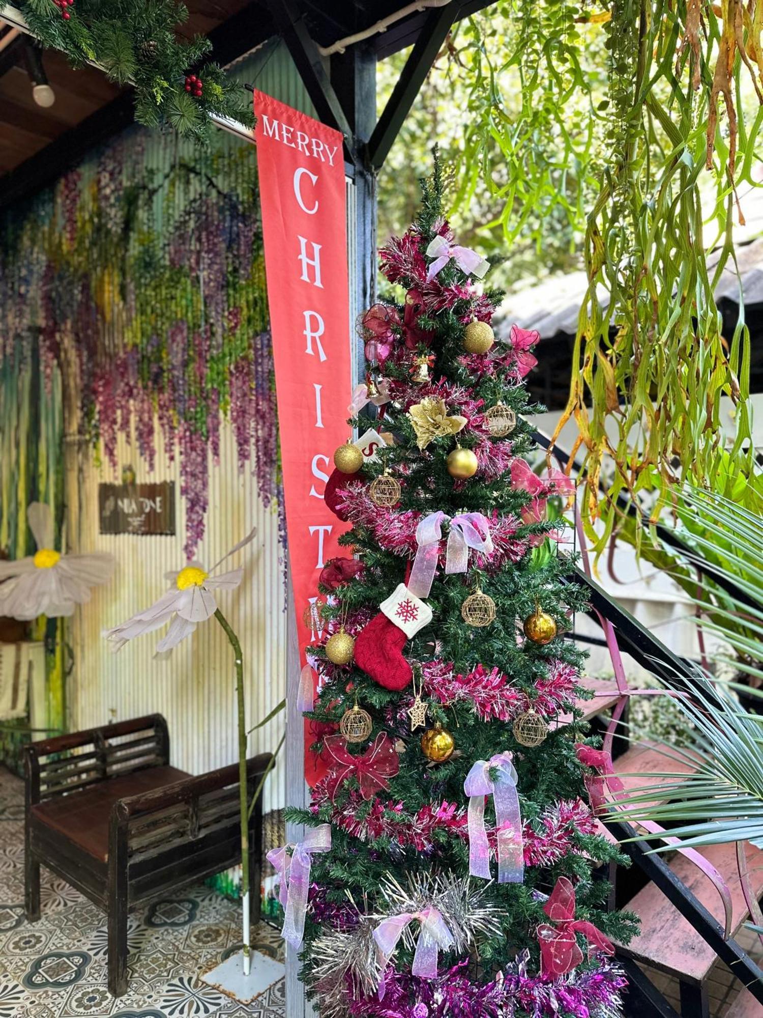 Nua Tone Resort Bang Tao & Cafe Exterior foto