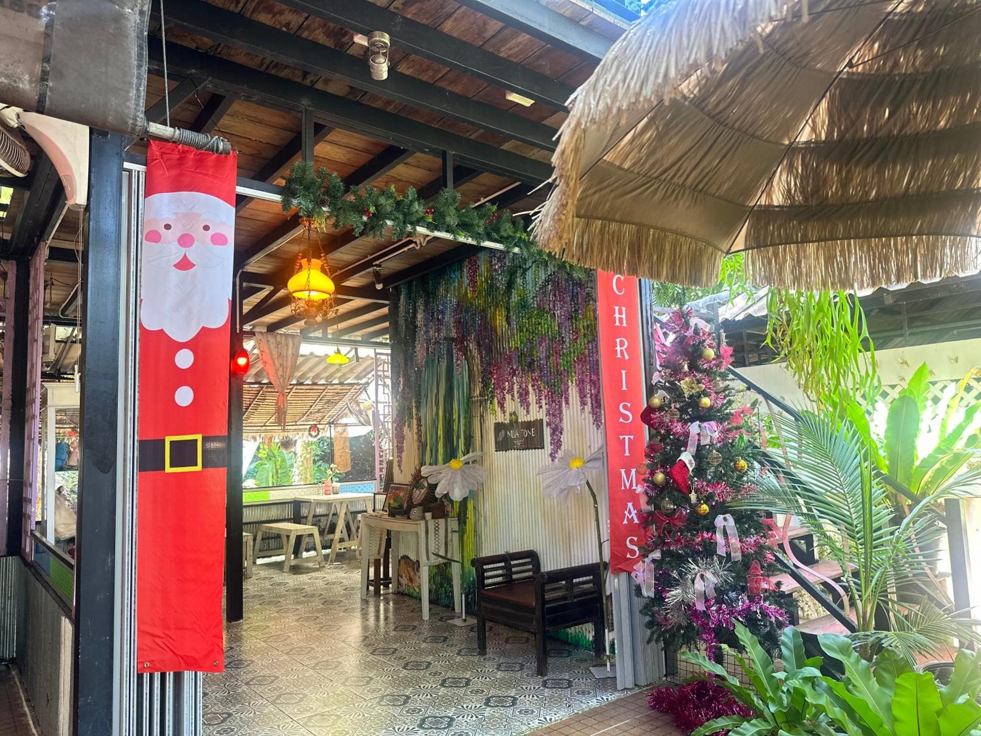 Nua Tone Resort Bang Tao & Cafe Exterior foto